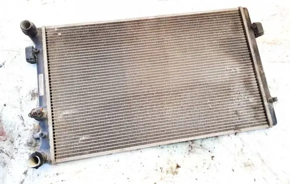 Audi A3 S3 8L Coolant radiator 1j0121253j