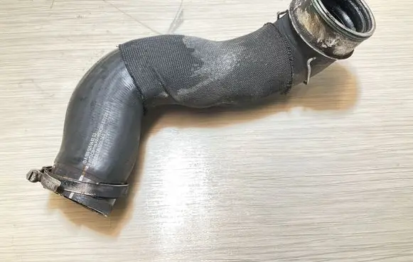 Mercedes-Benz A W168 Intercooler hose/pipe A1695280482
