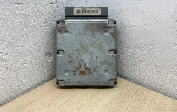 Ford Fiesta Engine control unit/module 96FB12A650FD CAD9027