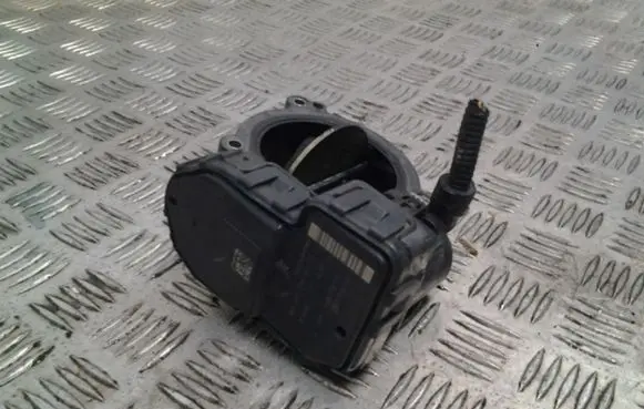 Mercedes-Benz A W176 Electric throttle body valve A6510900470 0280750573