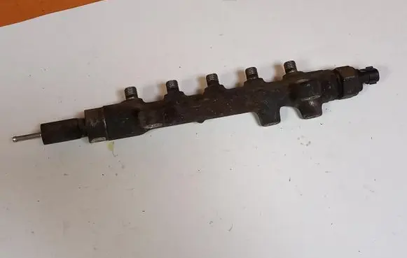 Mazda 6 Fuel main line pipe 