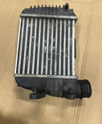 Audi A6 S6 C6 4F Intercooler radiator 4F0145806T