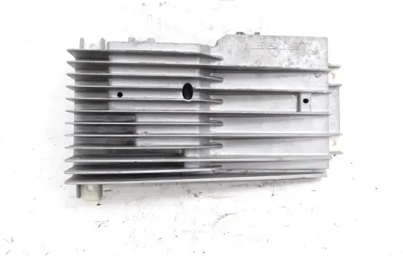 Cadillac CTS Sound amplifier 25921142