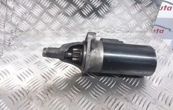 Audi A6 S6 C5 4B Starter motor 059911023H 0001109021