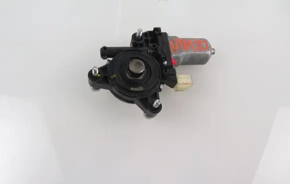 KIA Rio Front door window regulator motor 824601W000
