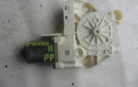 Ford Focus Front door window regulator motor 4M5T14553