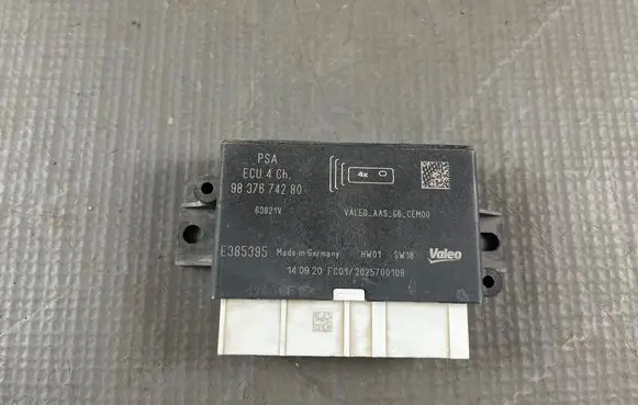 Peugeot 208 II Parking PDC control unit/module 9837674280