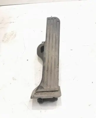 Volkswagen Jetta V Accelerator throttle pedal 1K1721503L 6PV00860000