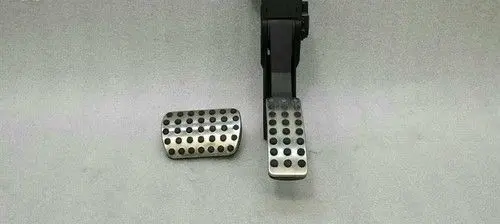 Mercedes-Benz ML W164 Accelerator throttle pedal A1643000004
