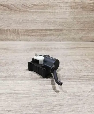 Toyota Verso Air flap motor/actuator 1138002051