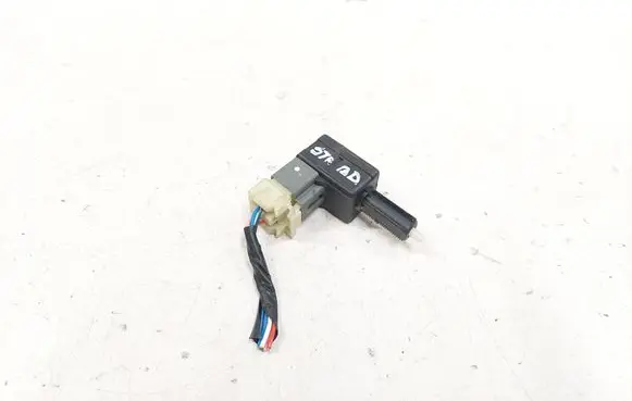 Brake pedal sensor switch