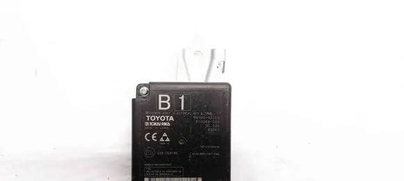 Toyota RAV 4 (XA50) Other devices 897B042110