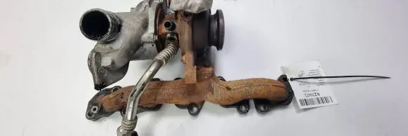 Volkswagen PASSAT B8 Turbo system vacuum part 04L253010T