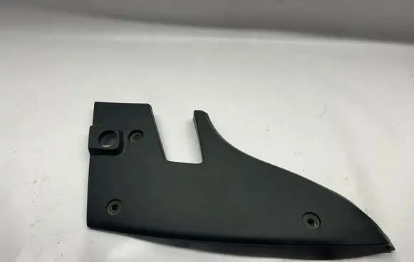 Chevrolet Camaro Rear/tail light trim molding 84070693