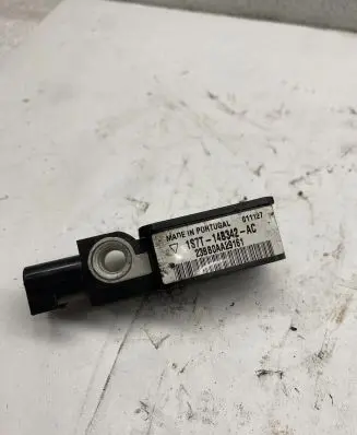 Ford Mondeo Mk III Airbag deployment crash/impact sensor 14B342