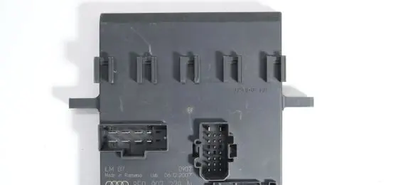 Audi A4 S4 B7 8E 8H Comfort/convenience module 8E0907279N