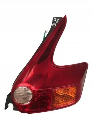 Nissan Juke I F15 Rear/tail lights