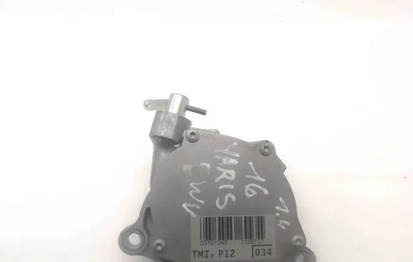 Toyota Yaris Vacuum pump