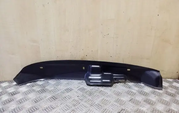 Fender end trim