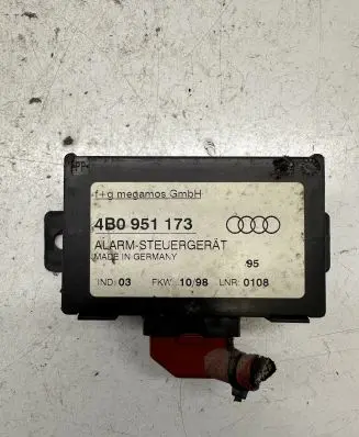 Audi A6 S6 C5 4B Alarm control unit/module 4B0951173