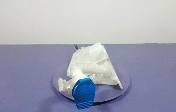 Skoda Octavia Mk3 (5E) Windshield washer fluid reservoir/tank 5Q0955448AE