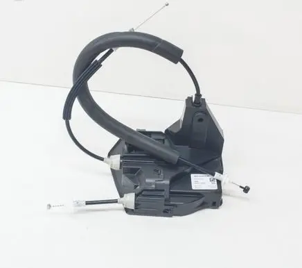 Jaguar I-Pace Front door lock C75715104 J9D3203A28AF