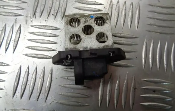 Renault Scenic II - Grand scenic II Heater blower fan relay 7700432632
