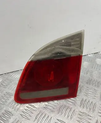 BMW 5 E60 E61 Tailgate rear/tail lights 7165830 27880204 6925894