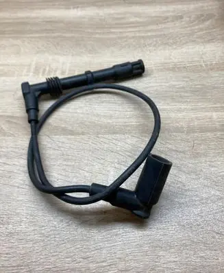 Volkswagen PASSAT B5 Ignition plug leads 027905447 077035281B