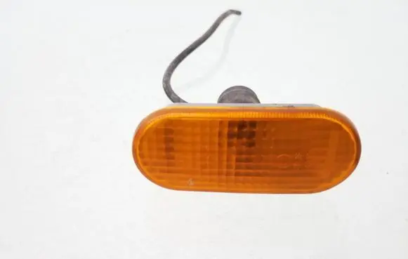 Volkswagen PASSAT B5 Front fender indicator light 3B0949117