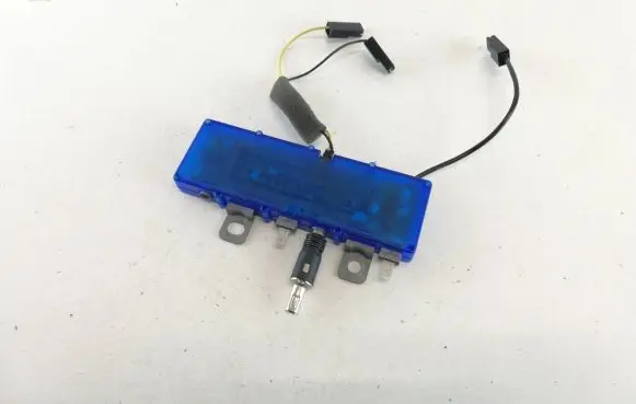Hyundai Centennial Aerial antenna amplifier 962803B000 ADR985