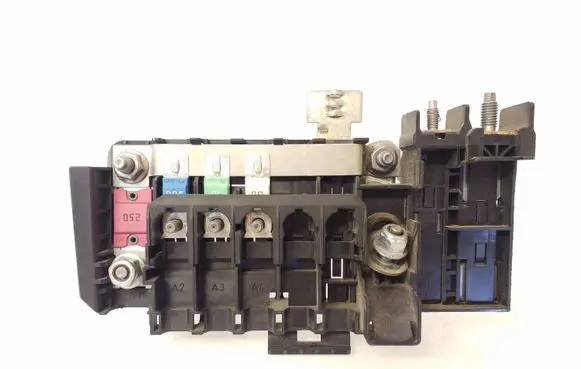 Mercedes-Benz B W246 W242 Fuse module A2465402050 YAP2770912 1944123