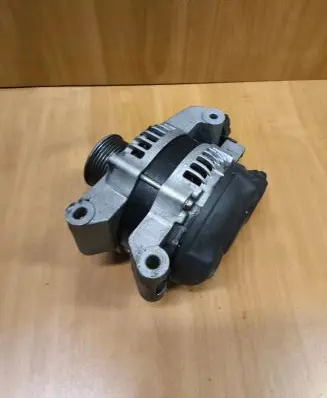 Toyota RAV 4 (XA20) Generator/alternator 2706026060