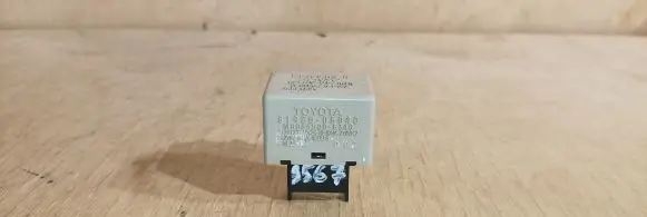 Toyota Avensis T250 Hazard warning light relay 8198005040 MB0665005340 FM257X