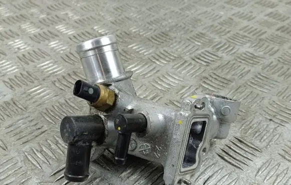 KIA Sorento IV Other engine bay part