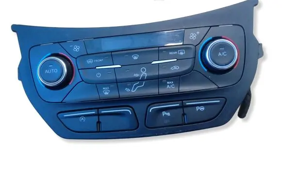 Ford Kuga II Climate control unit GJ5T18C612BK NE70106
