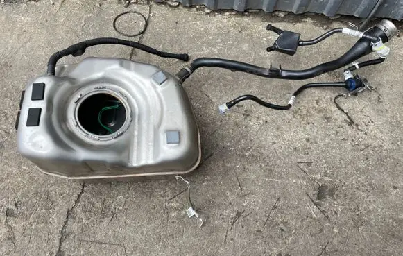 Mini Cooper Countryman F60 Fuel tank A069993 F45PX36 1000027271A
