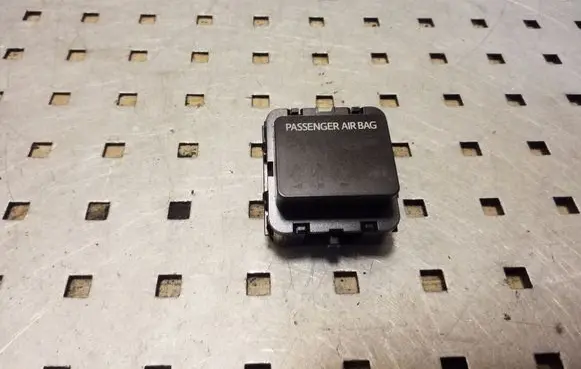 Toyota Auris E180 Other switches/knobs/shifts 489168