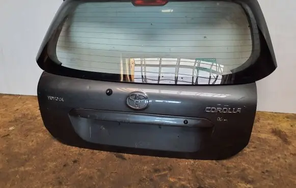 Toyota Corolla Verso E121 Tailgate/trunk/boot lid