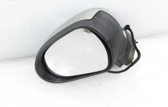 Peugeot 207 Front door electric wing mirror 