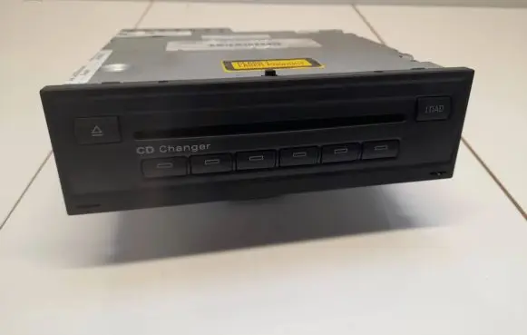 Audi A6 S6 C6 4F CD/DVD changer 4E0035111A 4E0910111F
