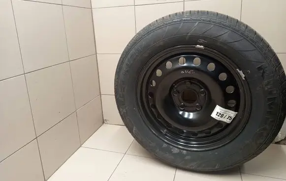 Jeep Grand Cherokee R18 spare wheel 