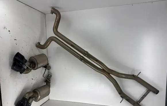 Chevrolet Camaro Muffler/silencer 84578423 23470001 84028865
