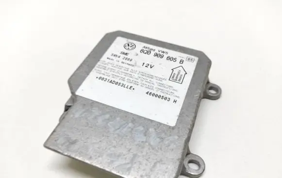Volkswagen PASSAT B5.5 Airbag control unit/module 6Q0909605B 5WK42869