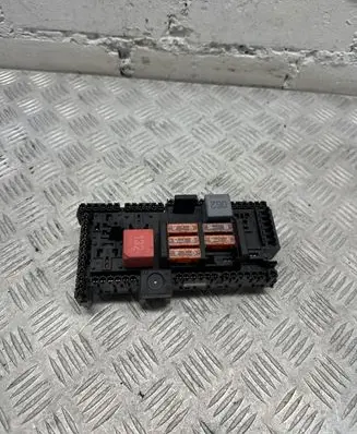 Mercedes-Benz E W213 Fuse box set A2139068801 160330721 58HL16F03