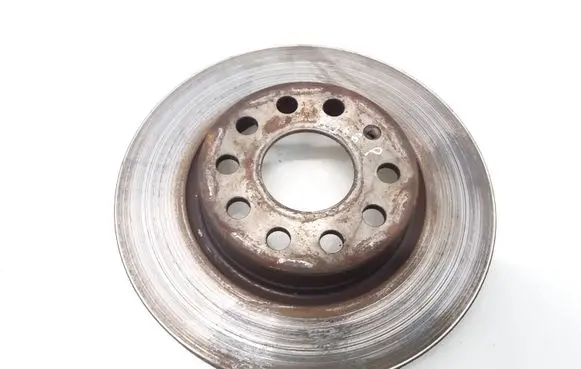 Skoda Octavia Mk2 (1Z) Front brake disc