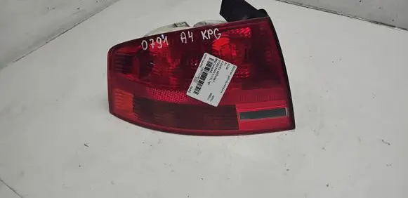 Audi A4 S4 B7 8E 8H Rear/tail lights 8E5945095