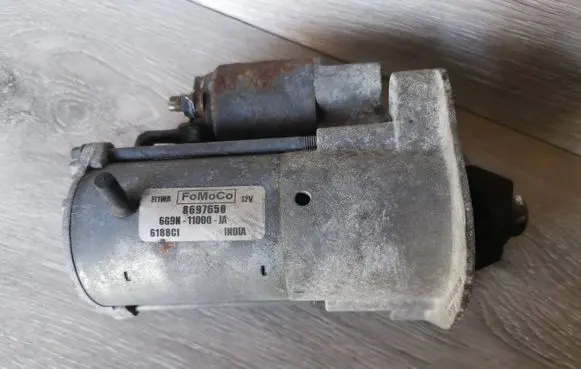 Volvo V70 Starter motor GG9N-11000-JA 8697650