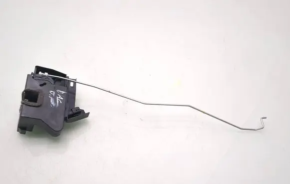 Dacia Logan III Front door lock 
