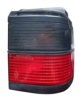 Volkswagen PASSAT B3 Rear/tail lights 333945112B